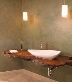Деревянная мебель для ванны